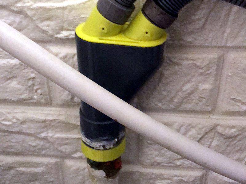 Adaptateur d'évacuation d'eau