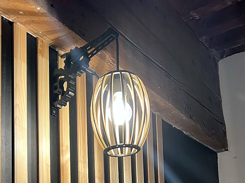 Lampe de cuisine murale : abat-jour et fixation imprimés en 3D